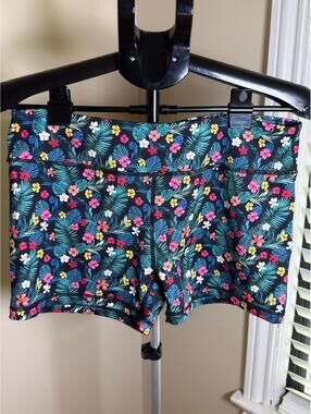 Love Her Shop Tropical Floral Athletic Shorts Women’s XL Black Pink Blue Workout